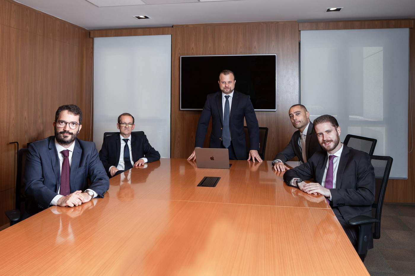 Equipe Chede Advogados em reunião